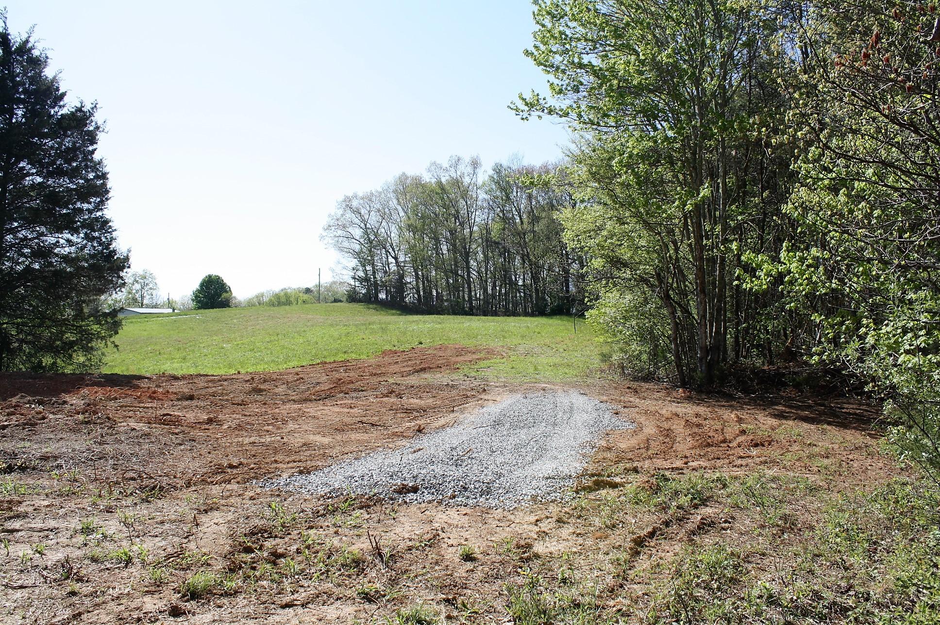 887 Leach Medley Road Speedwell, TN 37870 - Photo 9 of 9 leach medley 13