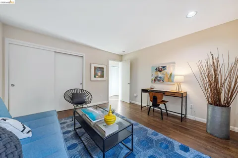 $998,000 | 11 Hawks Hill Court, Oakland, CA 94618