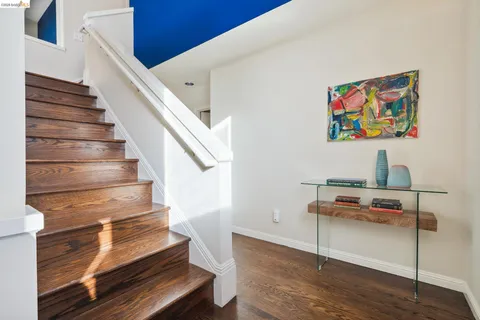 $998,000 | 11 Hawks Hill Court, Oakland, CA 94618