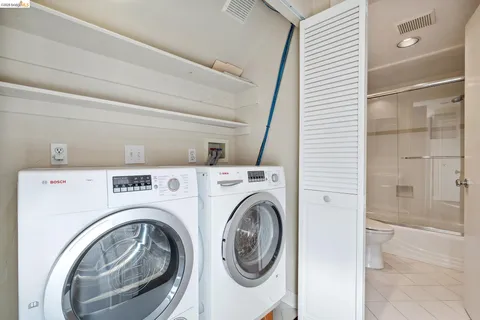 $998,000 | 11 Hawks Hill Court, Oakland, CA 94618