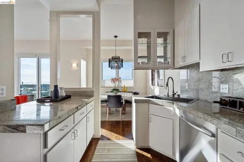 $998,000 | 11 Hawks Hill Court, Oakland, CA 94618