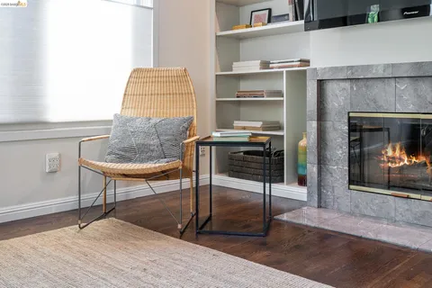 $998,000 | 11 Hawks Hill Court, Oakland, CA 94618