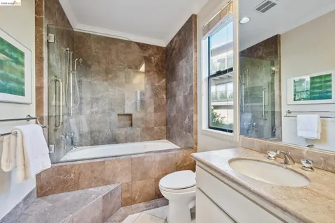 $998,000 | 11 Hawks Hill Court, Oakland, CA 94618