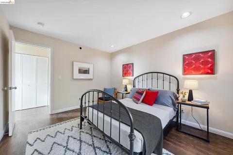 $998,000 | 11 Hawks Hill Court, Oakland, CA 94618