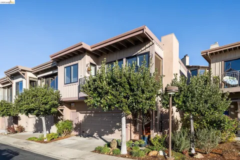 $998,000 | 11 Hawks Hill Court, Oakland, CA 94618