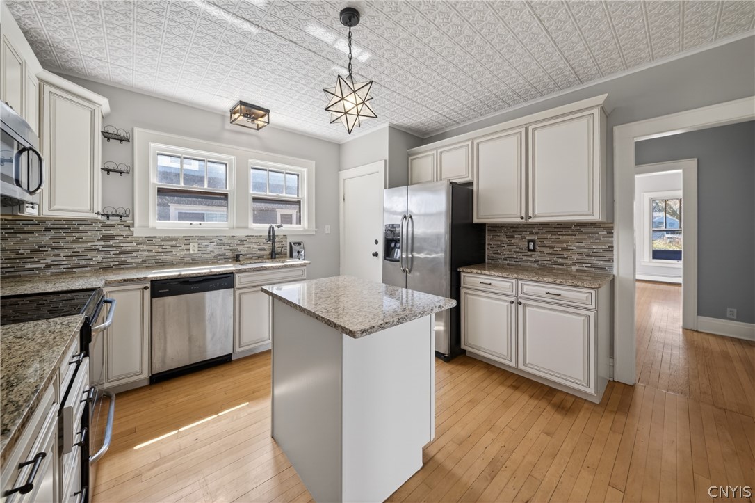 411 Robineau Road Syracuse, NY 13207 - Photo 21 of 50