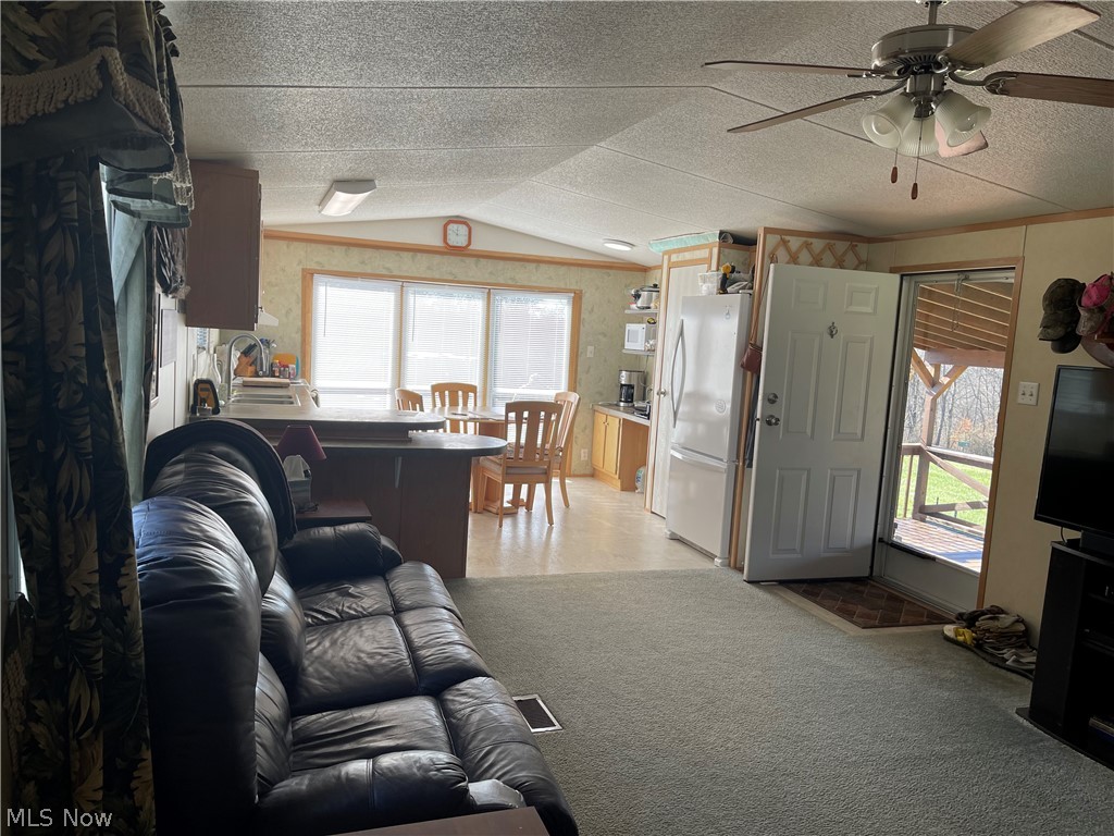 45709 Collins Road Caldwell, OH 43724 - Photo 4 of 16 Gallery Image 4