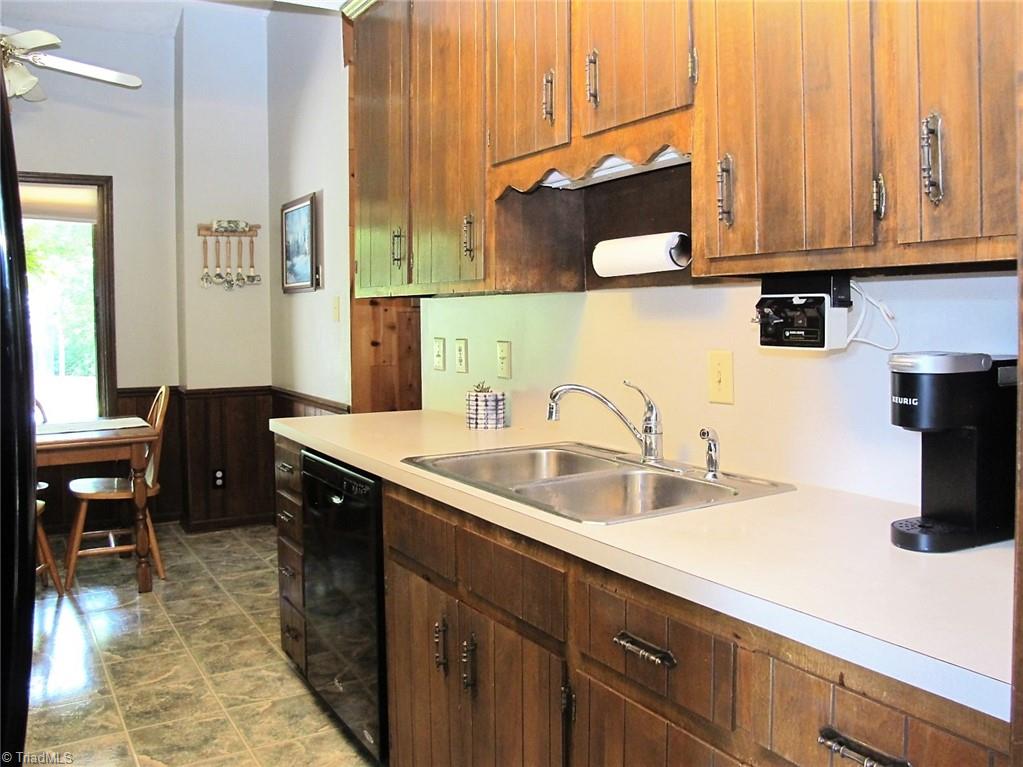 1877 Andrews Farm Road Whitsett, NC 27377 - Photo 3 of 23 Gallery Image 3