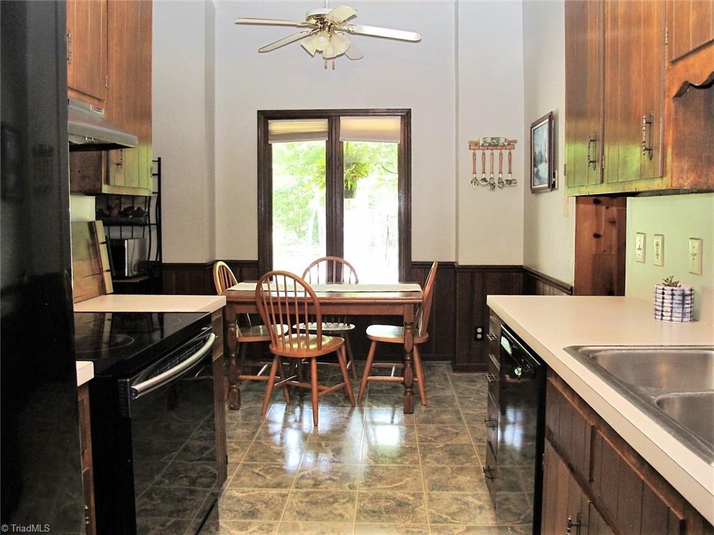 1877 Andrews Farm Road Whitsett, NC 27377 - Photo 6 of 23 Gallery Image 6