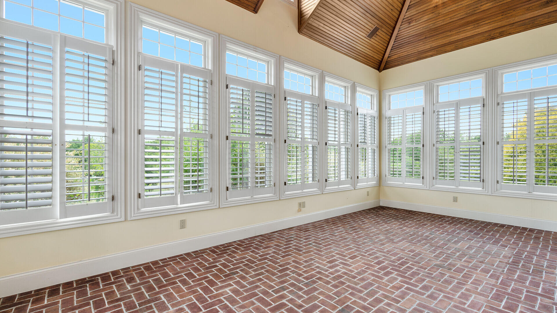 5820 Winchester Road Lexington, KY 40509 - Photo 34 of 88 022-1920x1080-photo