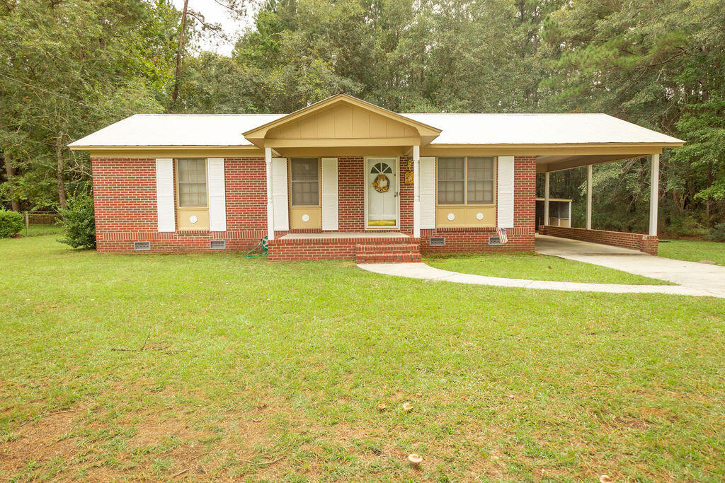 739 Dandridge Road Walterboro, SC 29488 - Photo 3 of 23 3T6A9575
