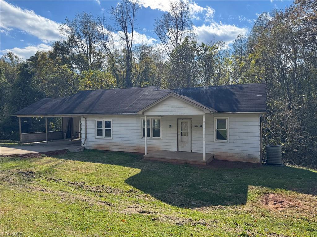 1076 Clingman Road Ronda, NC 28670 - Photo 2 of 15 Gallery Image 2