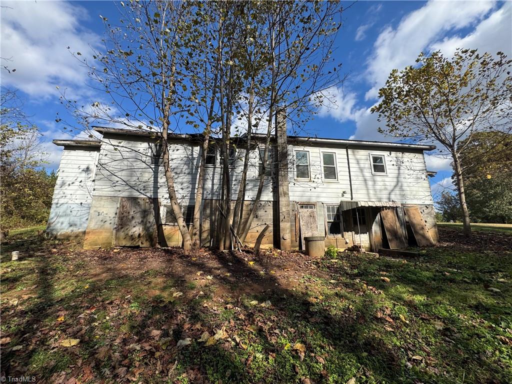 1076 Clingman Road Ronda, NC 28670 - Photo 6 of 15 Gallery Image 6