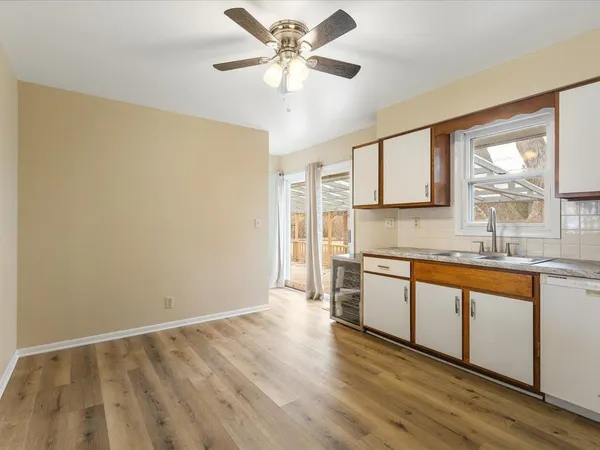 $230,000 | 8420 Bobolink Drive, Machesney Park, IL 61115