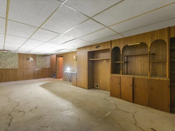 $230,000 | 8420 Bobolink Drive, Machesney Park, IL 61115