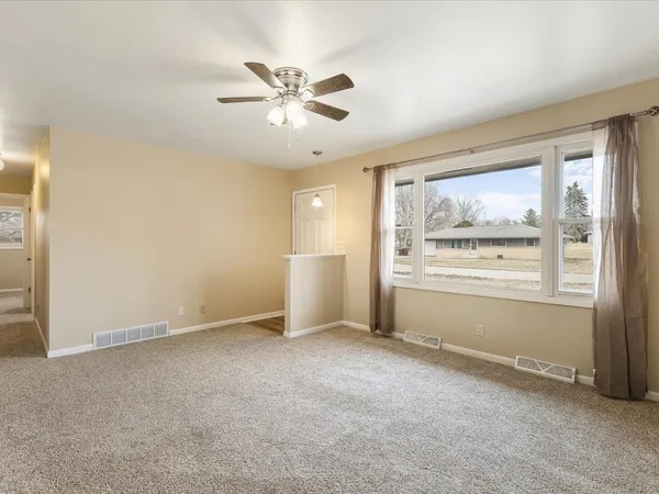 $230,000 | 8420 Bobolink Drive, Machesney Park, IL 61115