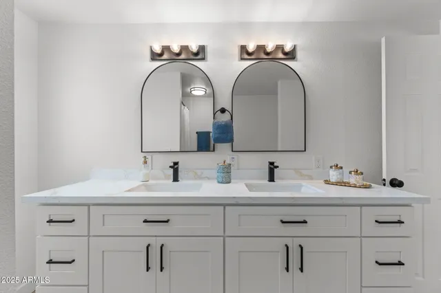 $299,000 | 23865 Coleman Drive, Congress, AZ 85332