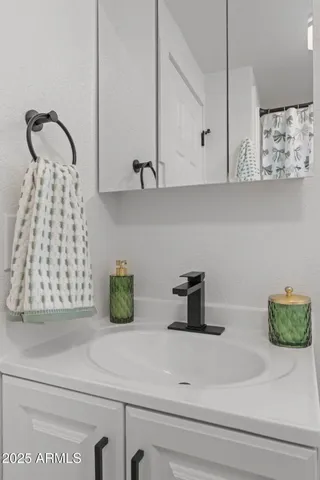 $299,000 | 23865 Coleman Drive, Congress, AZ 85332