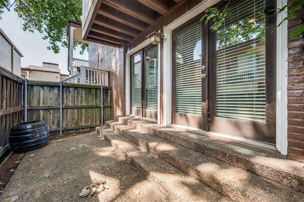 5904 Sandhurst Lane, Unit 149 Dallas, TX 75206 - Photo 23 of 30