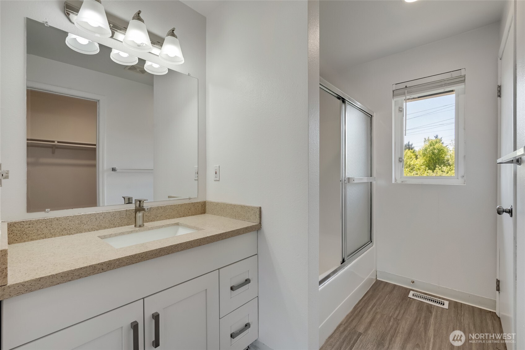 701 Rachael Place Kent, WA 98032 - Photo 18 of 35 Gallery Image 18