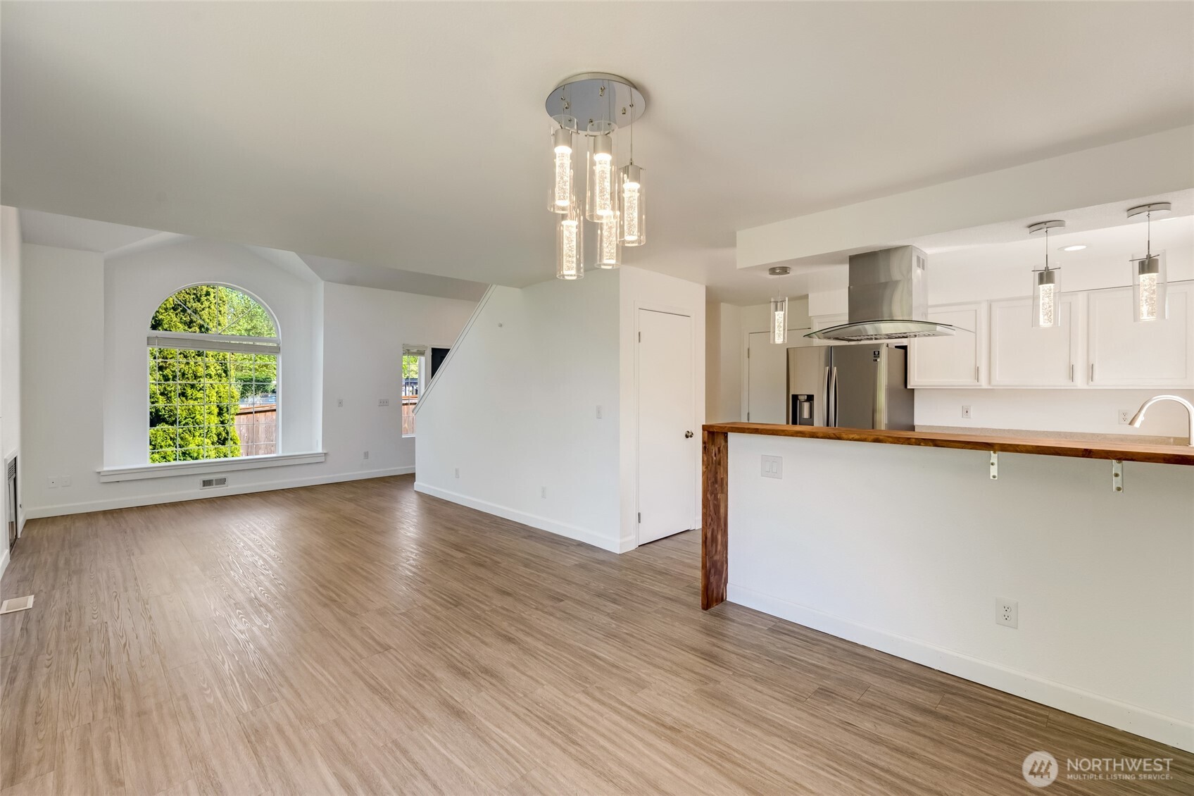 701 Rachael Place Kent, WA 98032 - Photo 5 of 35 Gallery Image 5