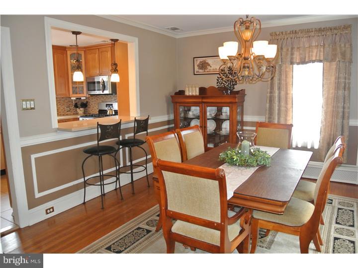 1015 Rhawn Street Philadelphia, PA 19111 - Photo 7 of 25 Dining Room