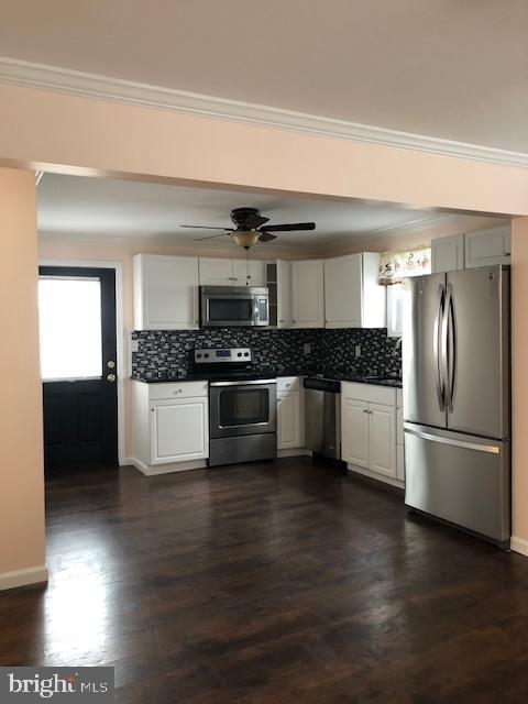 217 Middle River Road Baltimore, MD 21220 - Photo 5 of 19 Gallery Image 5