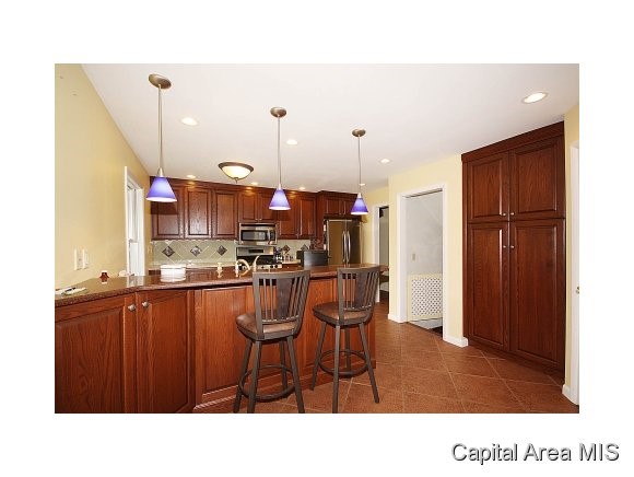 18 Partridge Road Springfield, IL 62711 - Photo 6 of 20