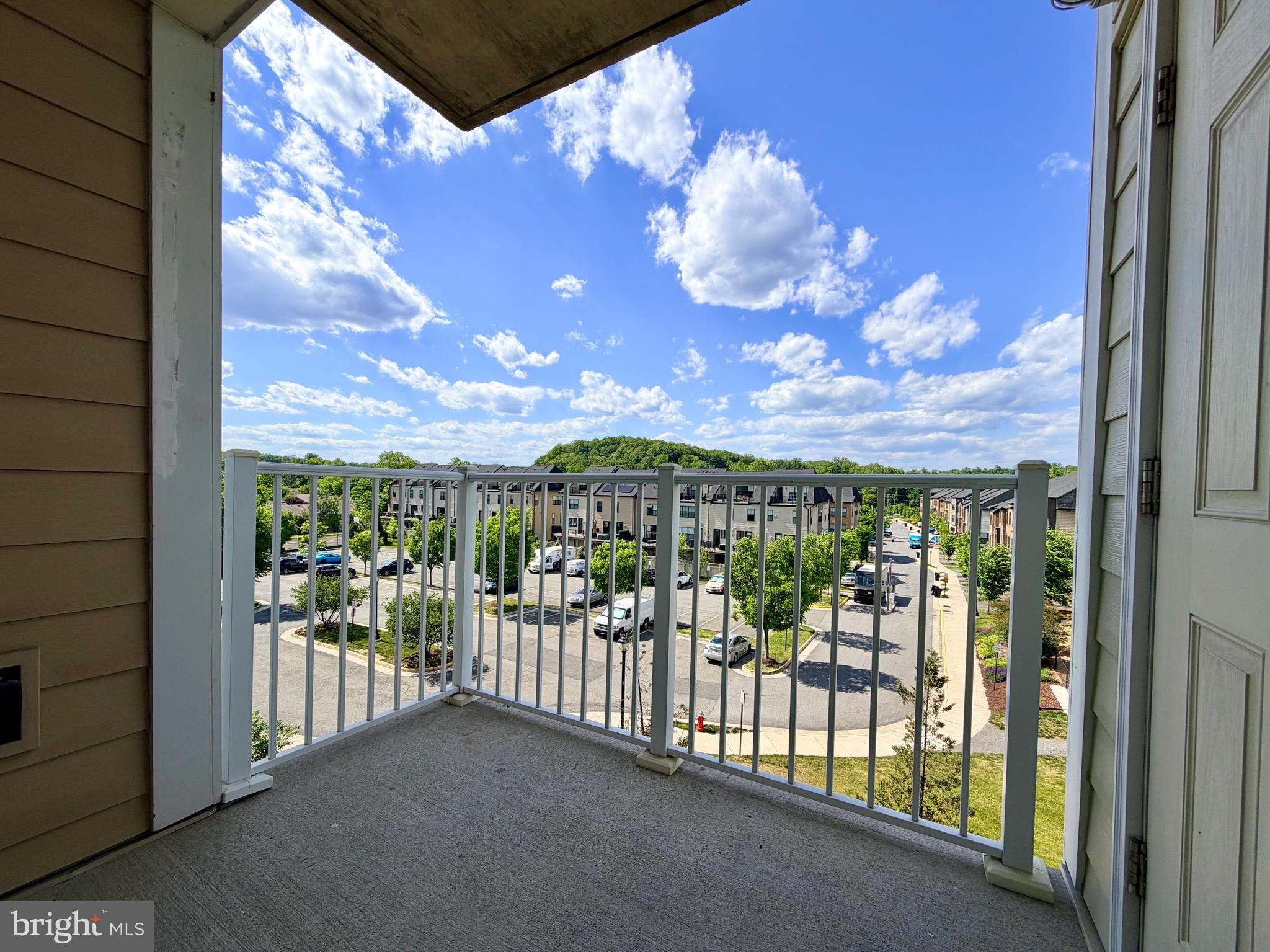 6301 Edsall Road, Unit 418 Alexandria, VA 22312 - Photo 4 of 22 Balcony