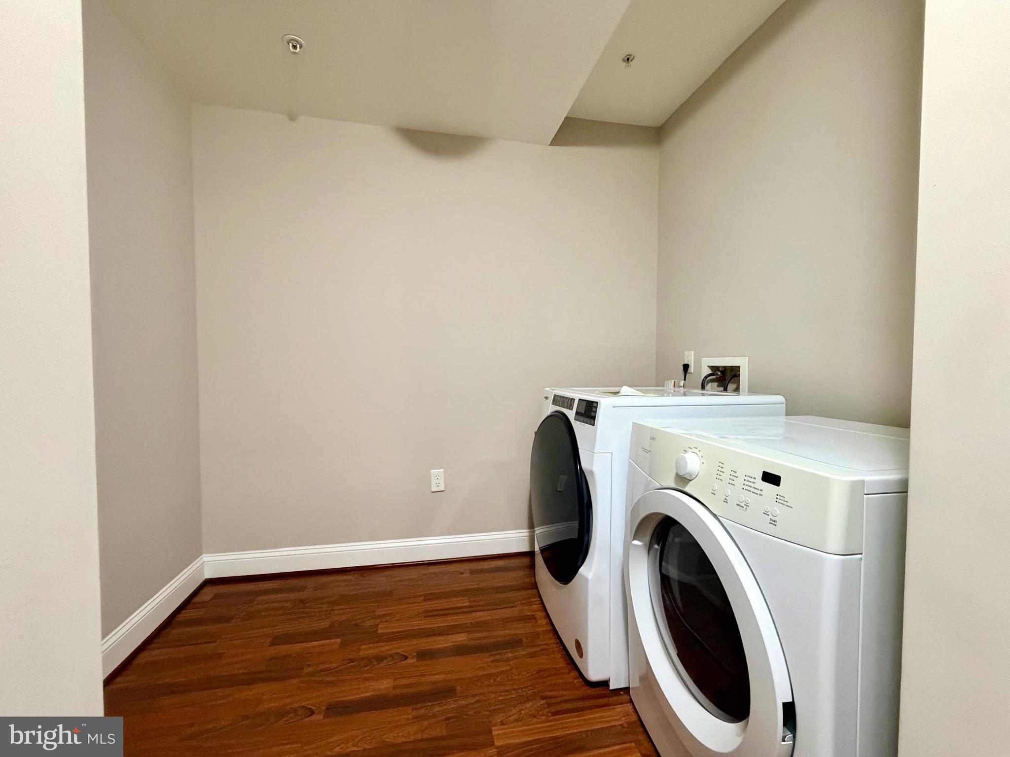 6301 Edsall Road, Unit 418 Alexandria, VA 22312 - Photo 9 of 22 Laundry