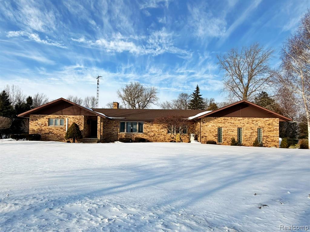 7242 King James Road Pigeon, MI 48755 - Photo 1 of 23