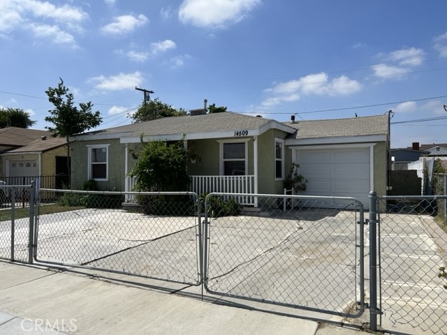 front view of house with a yard