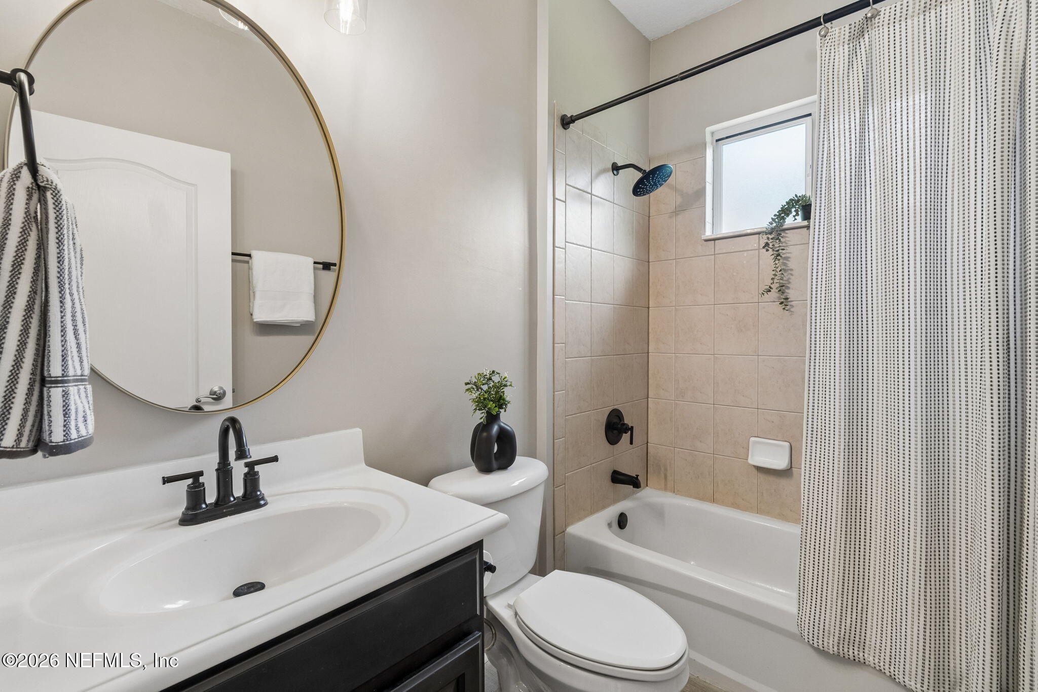 5991 Wakulla Springs Road Jacksonville, FL 32258 - Photo 35 of 101 Guest Bath 1