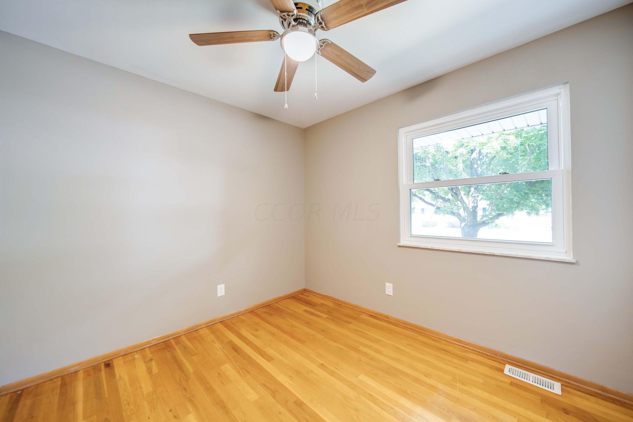 2815 Maywood Road Columbus, OH 43232 - Photo 20 of 45 23-web-or-mls-A7403817_8_9