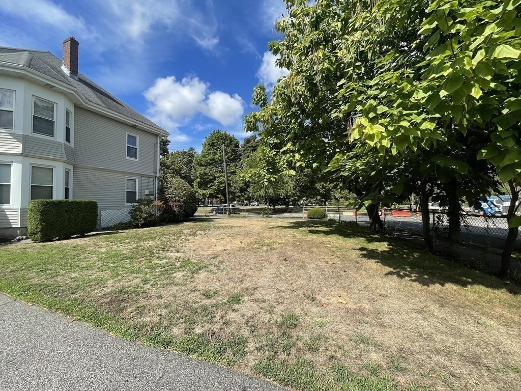 36-2 Lowell Avenue, Unit 362 Newton, MA 02460 - Photo 22 of 22 a view of backyard of the house