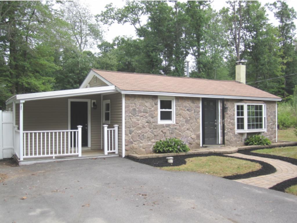 36 English Range Road Derry, NH 03038 - Photo 1 of 17