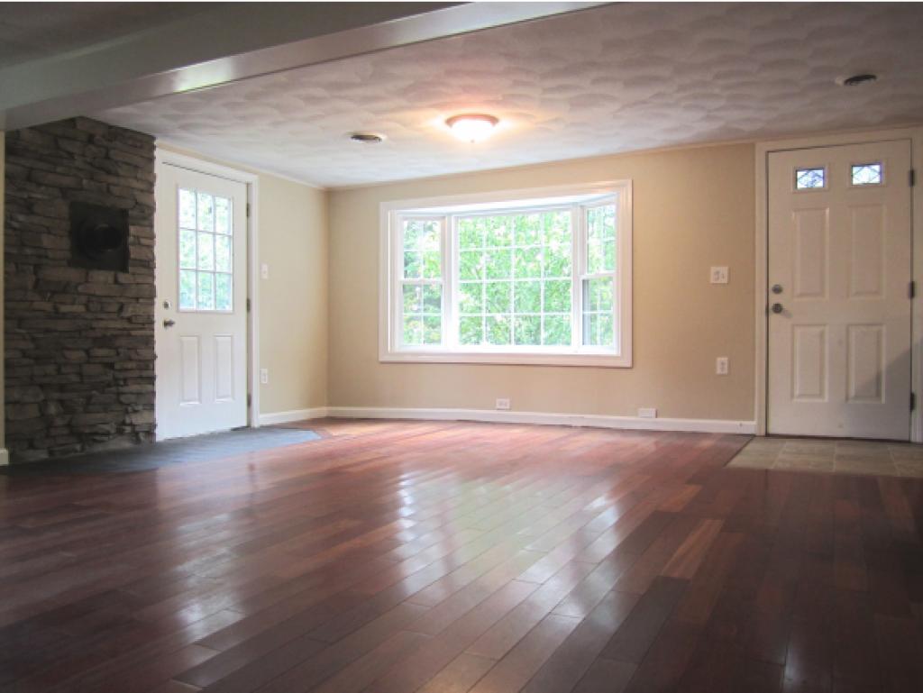 36 English Range Road Derry, NH 03038 - Photo 8 of 17