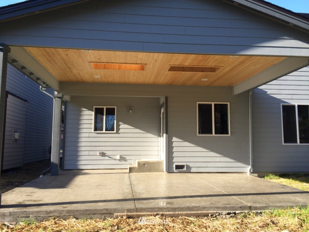 23111 19th Place West Bothell, WA 98021 - Photo 2 of 3