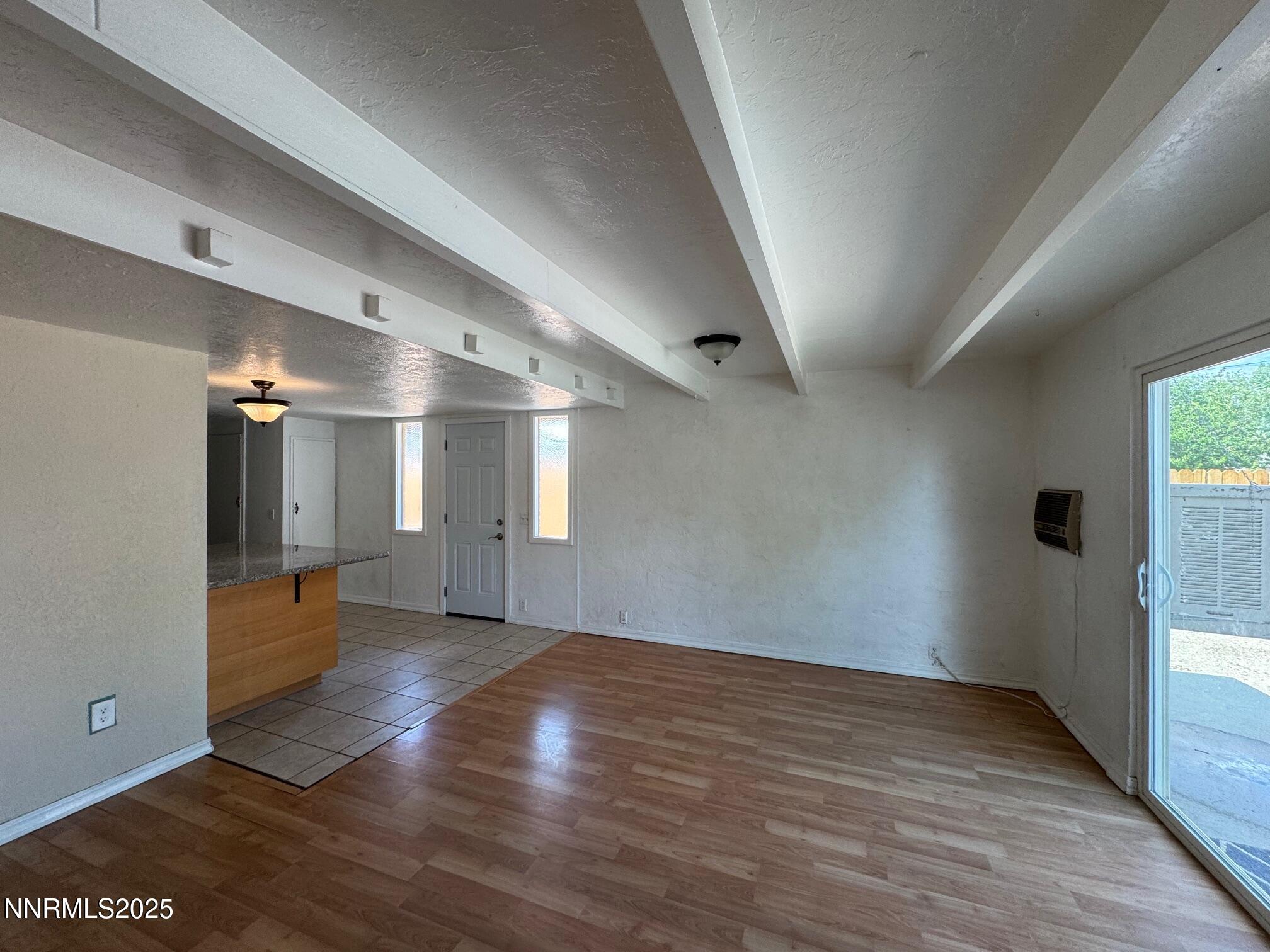 215 North Roop Street Carson City, NV 89701 - Photo 5 of 21 IMG_2185