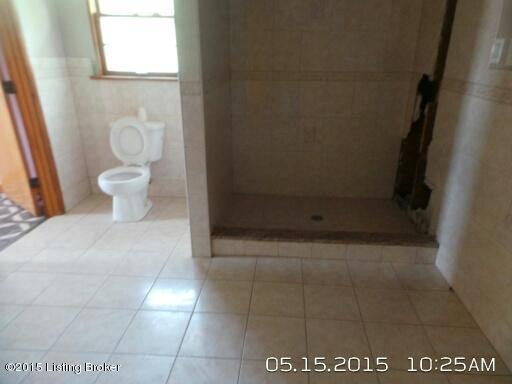 3601 Tarragon Road Louisville, KY 40219 - Photo 5 of 11 20150515_102511_resized