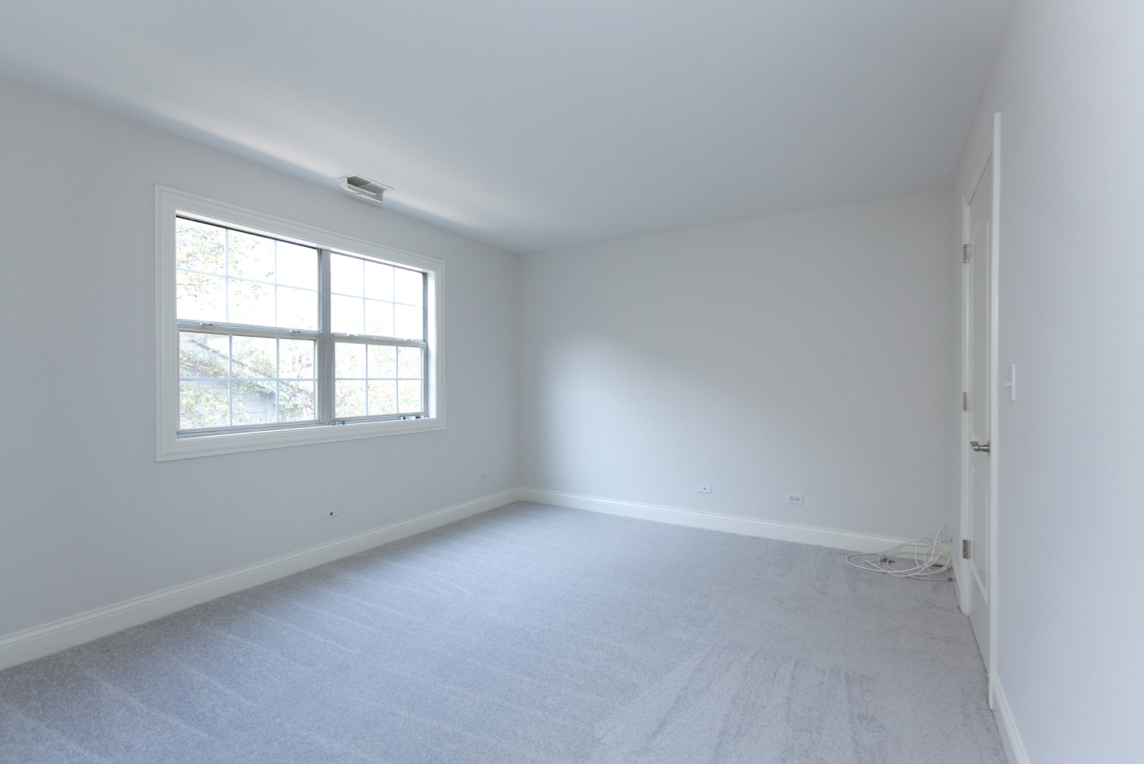 11 Foxcroft Road, Unit 239 Naperville, IL 60565 - Photo 10 of 13 an empty room with a window