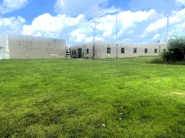 $100,000 | 521 South 6th Street, St. Joseph, MO 64501