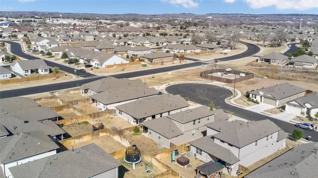 $2,900 | 110 Rainmaker Cove, Bastrop, TX 78602