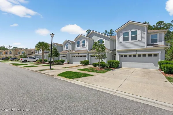 $295,000 | 381 Richmond Drive, St. Johns, FL 32259