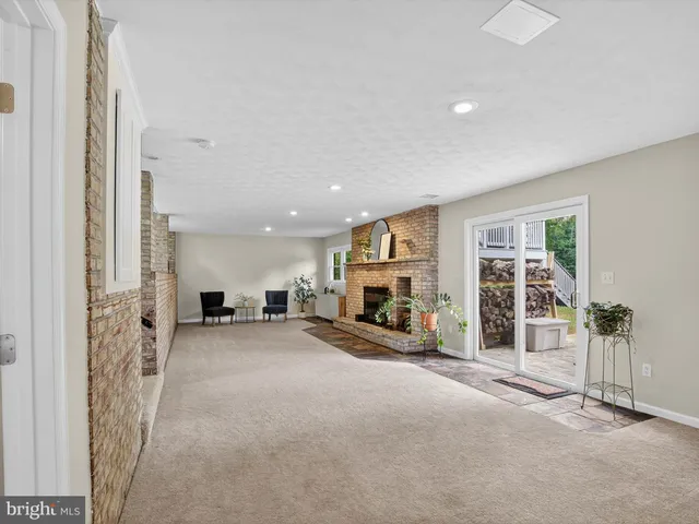 $650,000 | 2010 Landis Valley Road, Lancaster, PA 17601