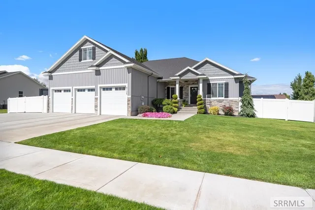 $799,000 | 4135 Hazelwood Way, Ammon, ID 83406