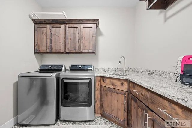 $799,000 | 4135 Hazelwood Way, Ammon, ID 83406