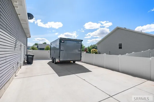 $799,000 | 4135 Hazelwood Way, Ammon, ID 83406