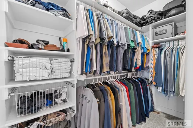 $799,000 | 4135 Hazelwood Way, Ammon, ID 83406