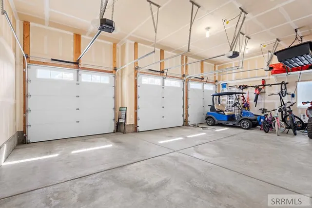 $799,000 | 4135 Hazelwood Way, Ammon, ID 83406